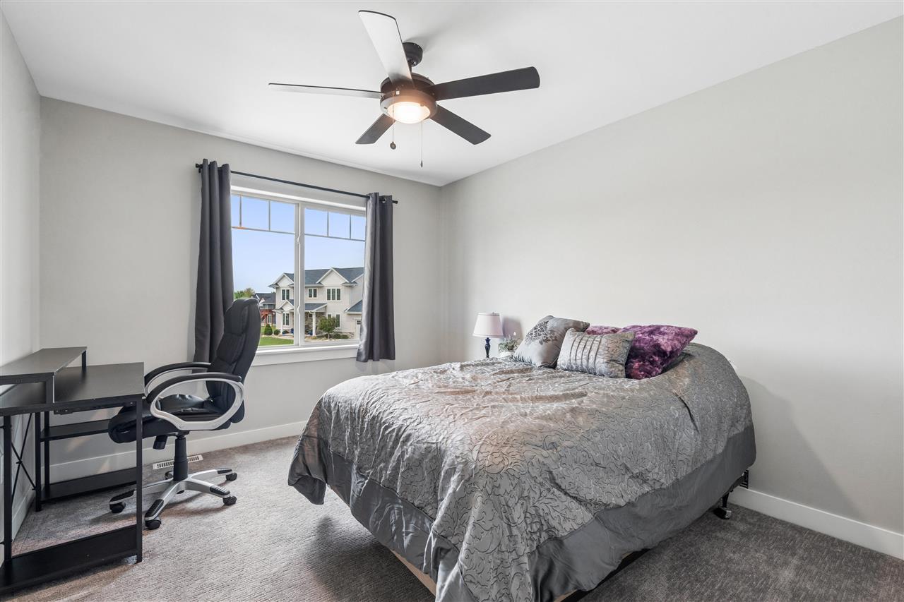 905 Carl Court Solon IA 52333