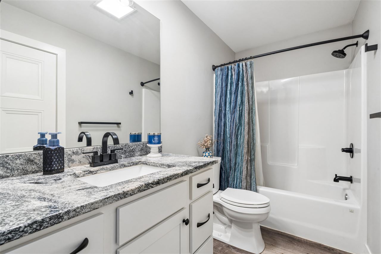 905 Carl Court Solon IA 52333