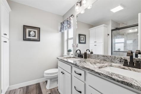 905 Carl Court Solon IA 52333
