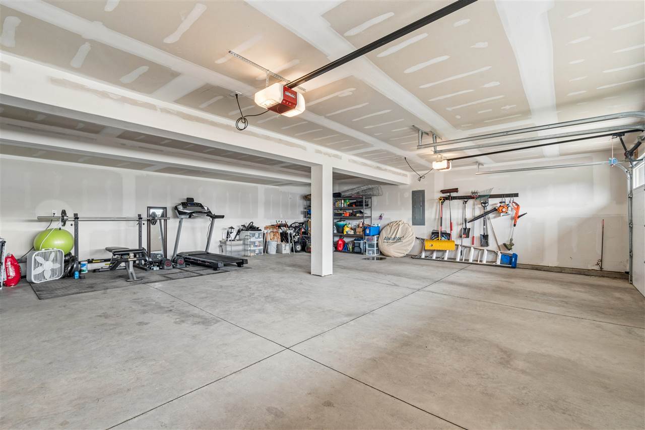 905 Carl Court Solon IA 52333