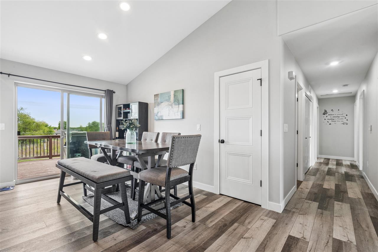 905 Carl Court Solon IA 52333