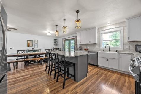 809 8th Street Kalona IA 52247