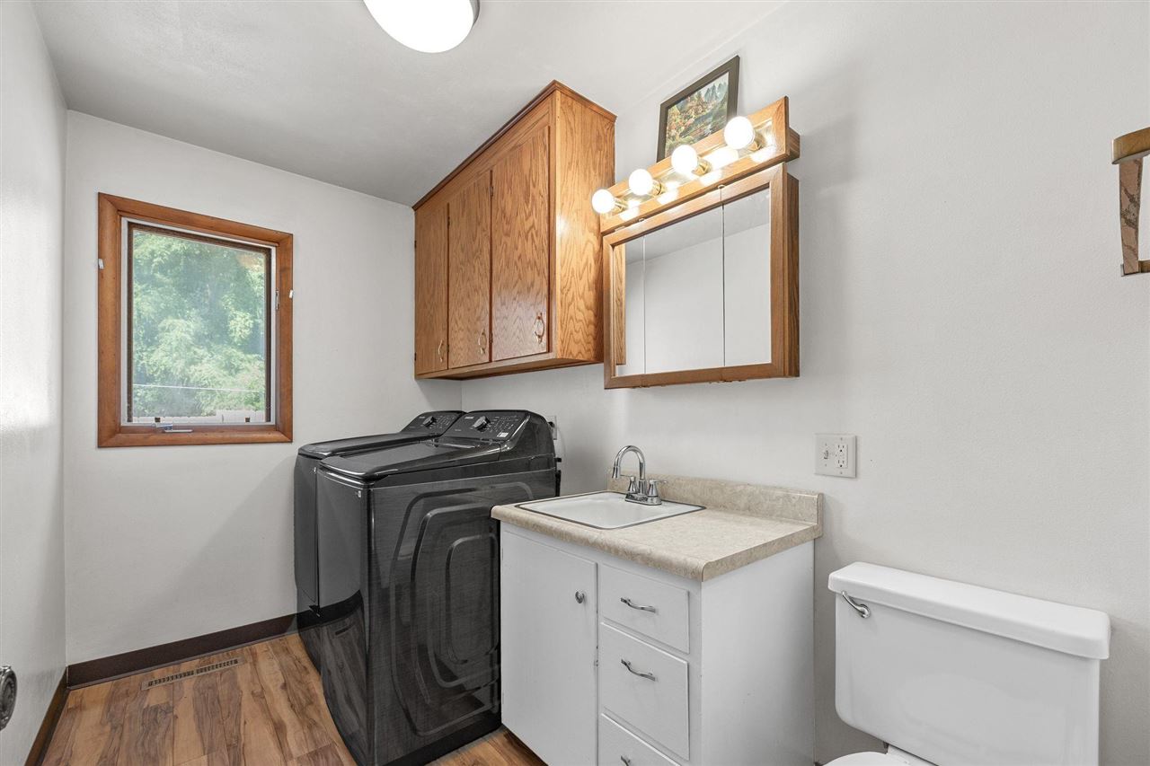 809 8th Street Kalona IA 52247
