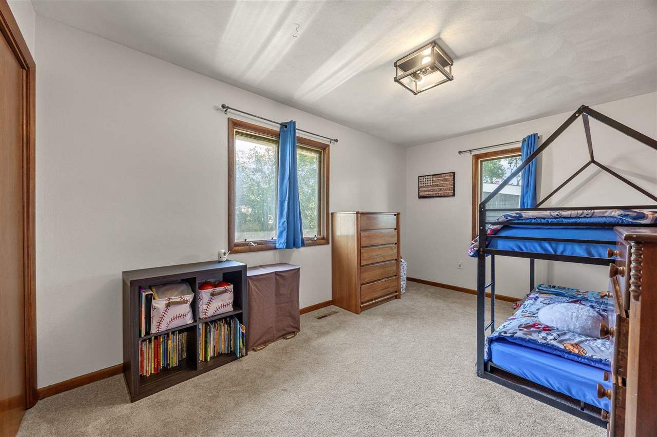 809 8th Street Kalona IA 52247