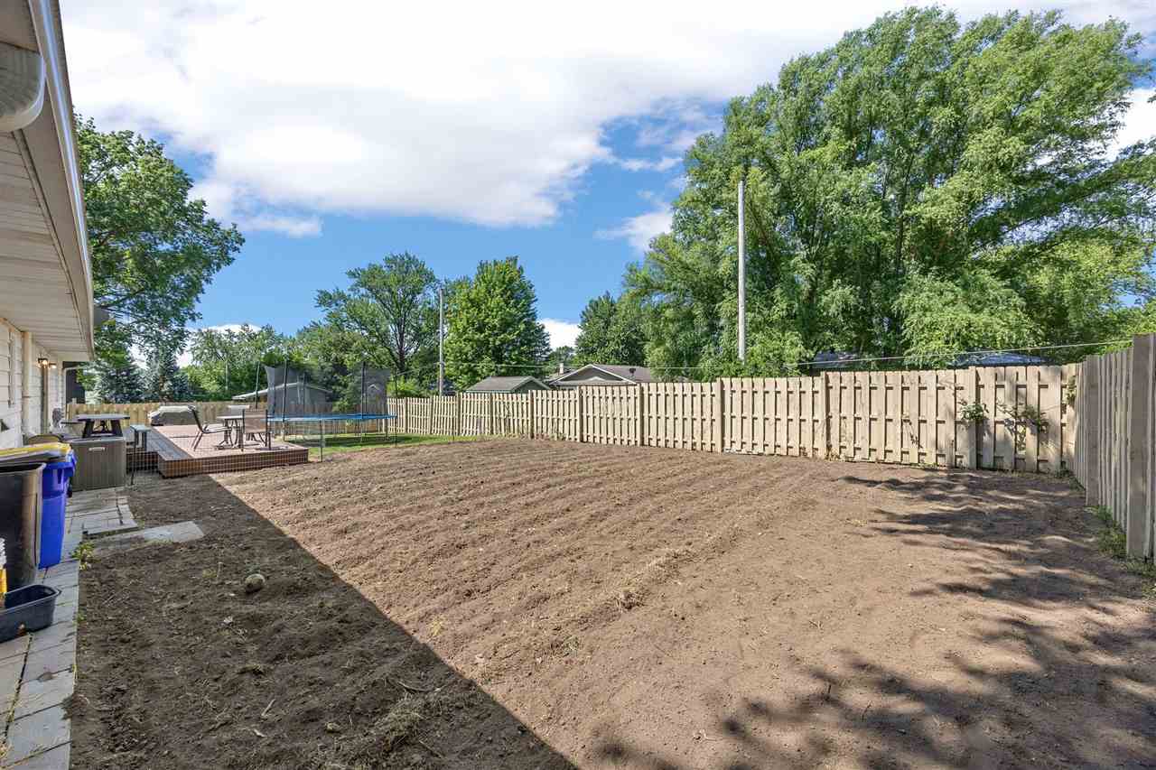 809 8th Street Kalona IA 52247