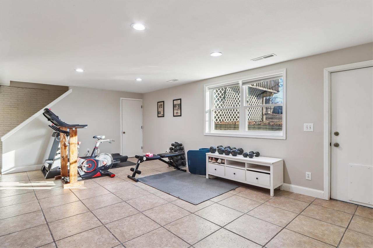 1835 Hafor Drive Iowa City IA 52246