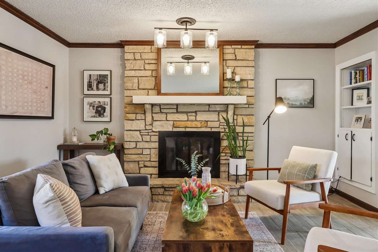 1835 Hafor Drive Iowa City IA 52246