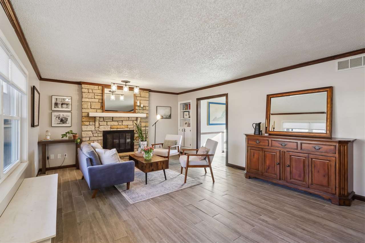 1835 Hafor Drive Iowa City IA 52246