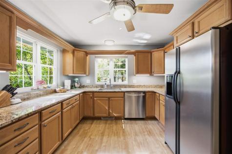 3105 Maplewood Lane Iowa City IA 52245