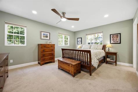 3105 Maplewood Lane Iowa City IA 52245