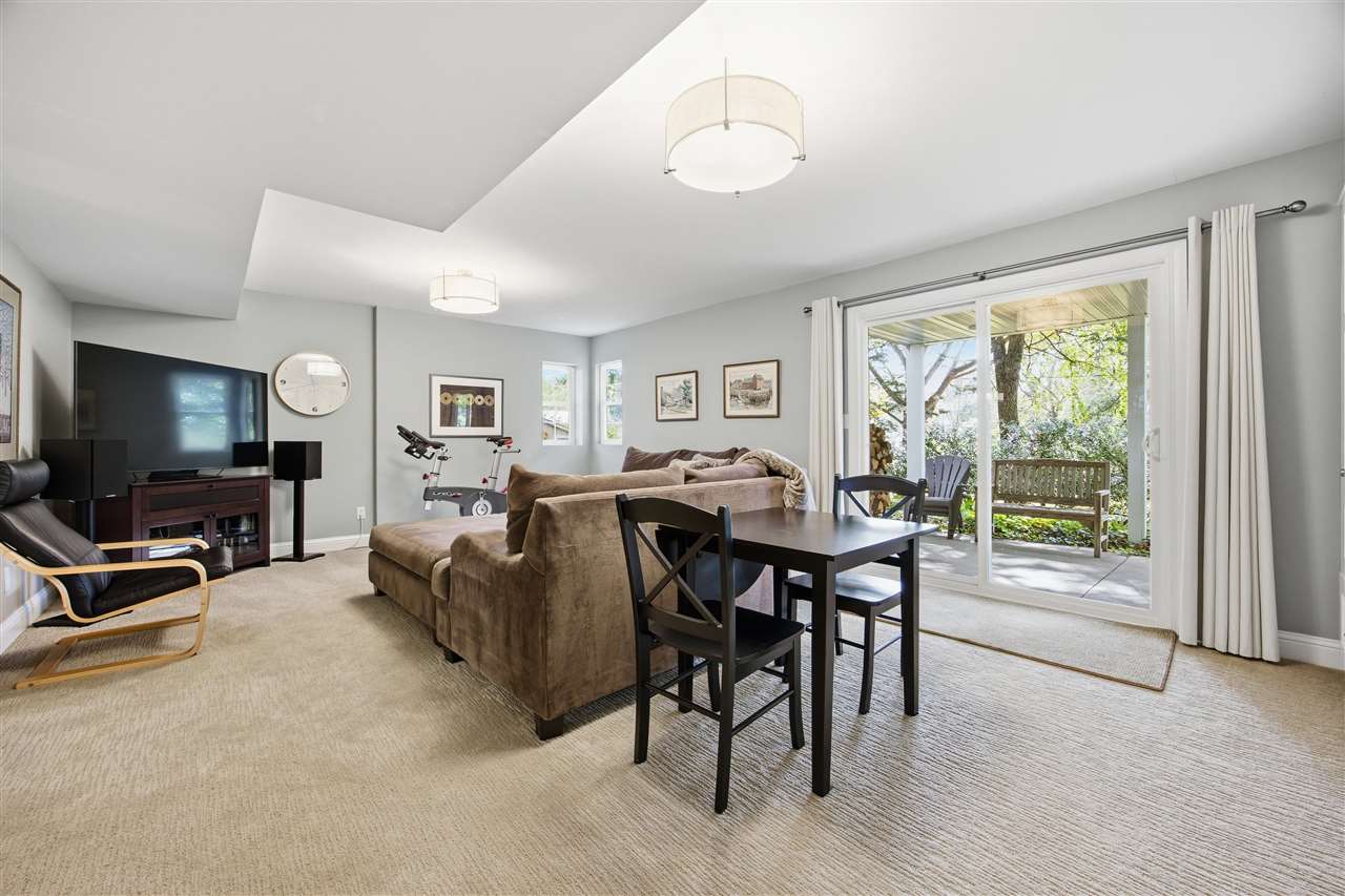 3105 Maplewood Lane Iowa City IA 52245