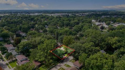 3105 Maplewood Lane Iowa City IA 52245