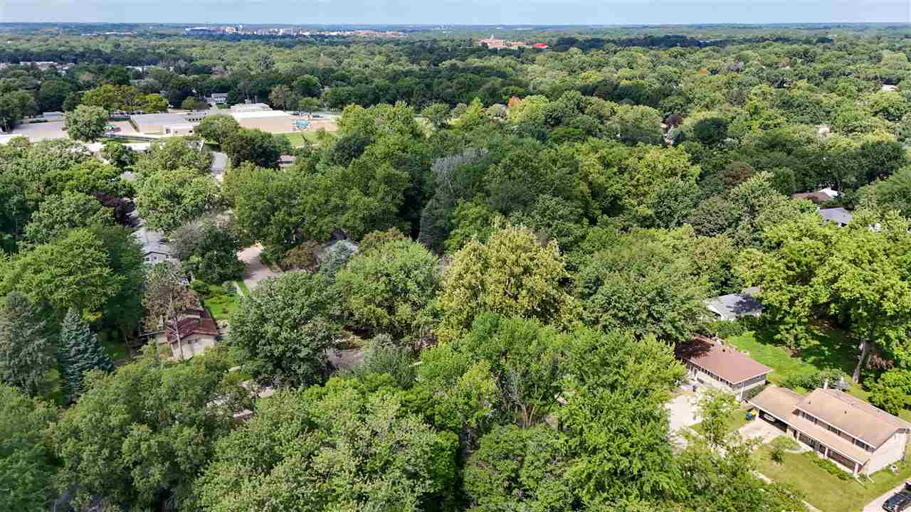 3105 Maplewood Lane Iowa City IA 52245