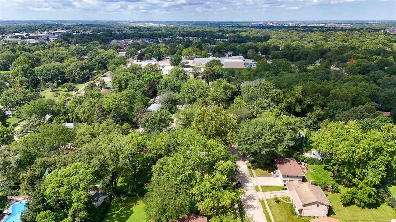 3105 Maplewood Lane Iowa City IA 52245