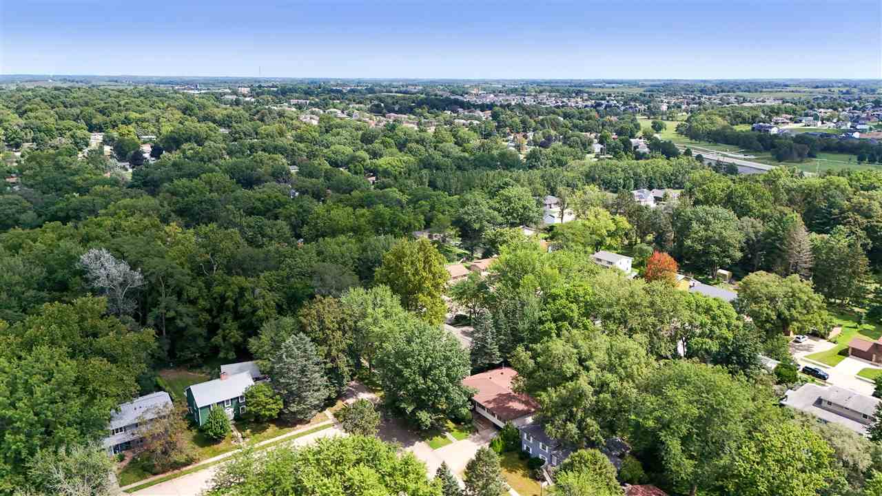 3105 Maplewood Lane Iowa City IA 52245