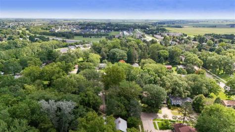 3105 Maplewood Lane Iowa City IA 52245