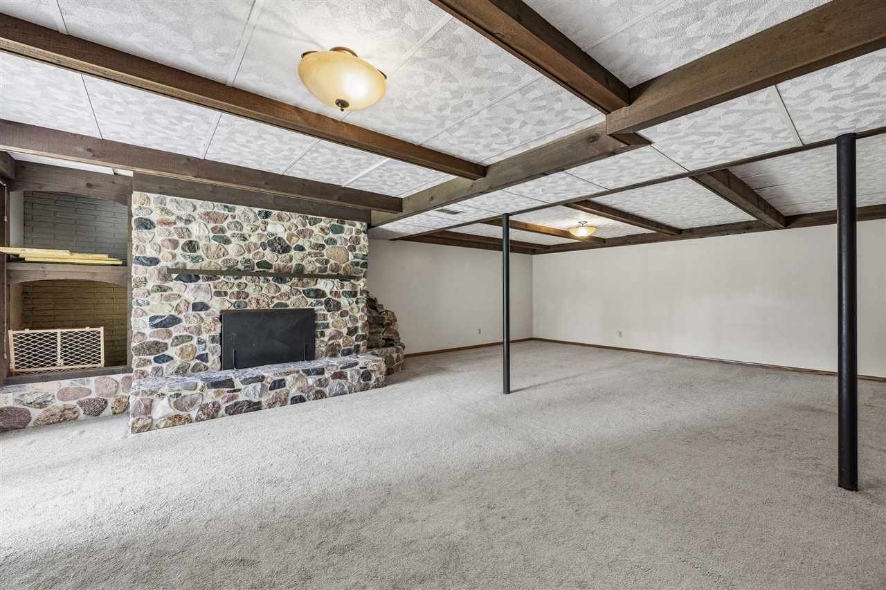 2928 Alleghany Drive NE Cedar Rapids IA 52402