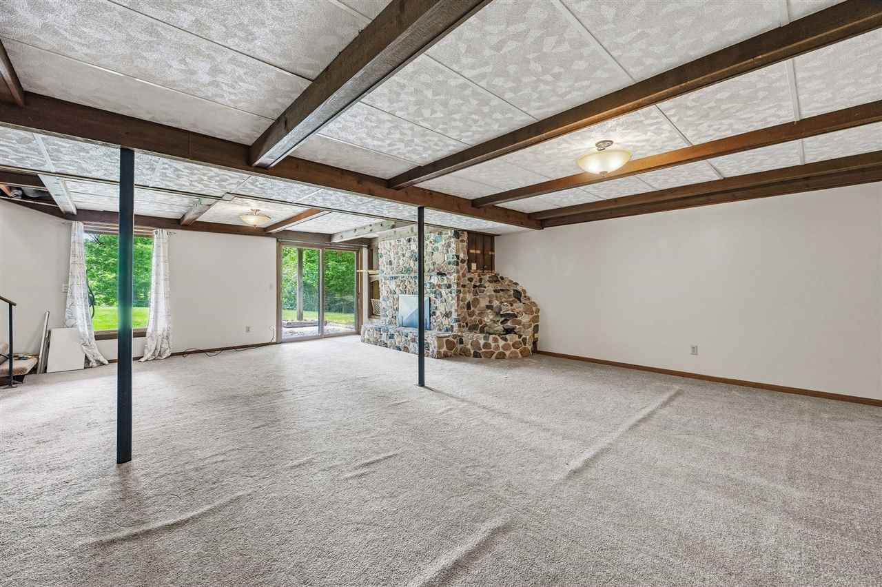 2928 Alleghany Drive NE Cedar Rapids IA 52402
