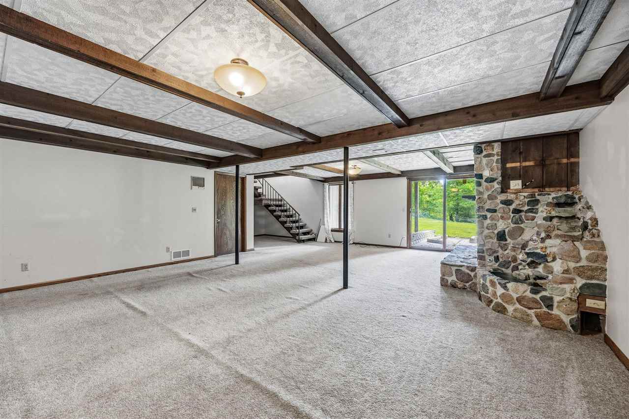 2928 Alleghany Drive NE Cedar Rapids IA 52402