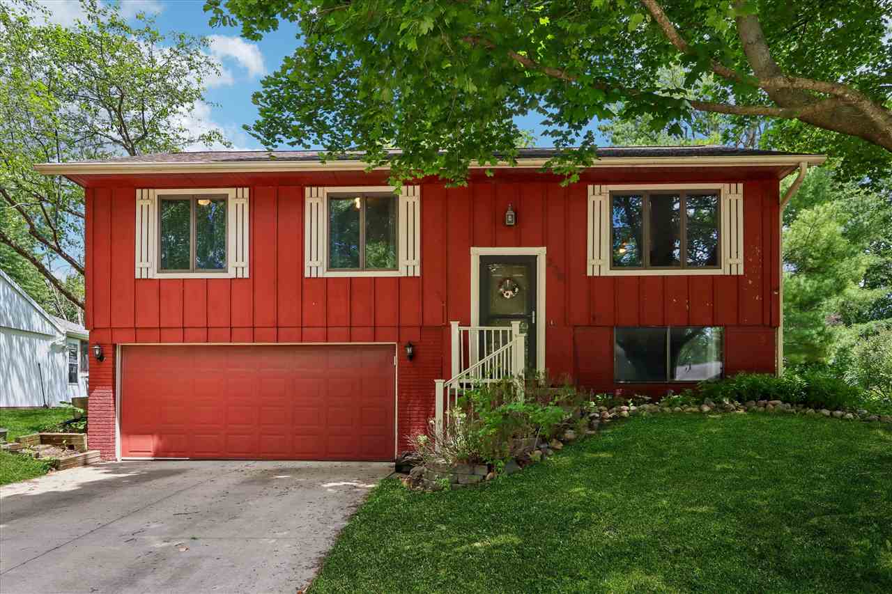 220 Amhurst Street Iowa City IA 52245