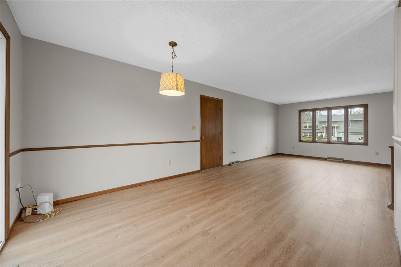 77 Amhurst Street Iowa City IA 52245
