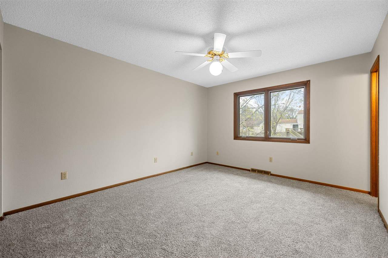 77 Amhurst Street Iowa City IA 52245
