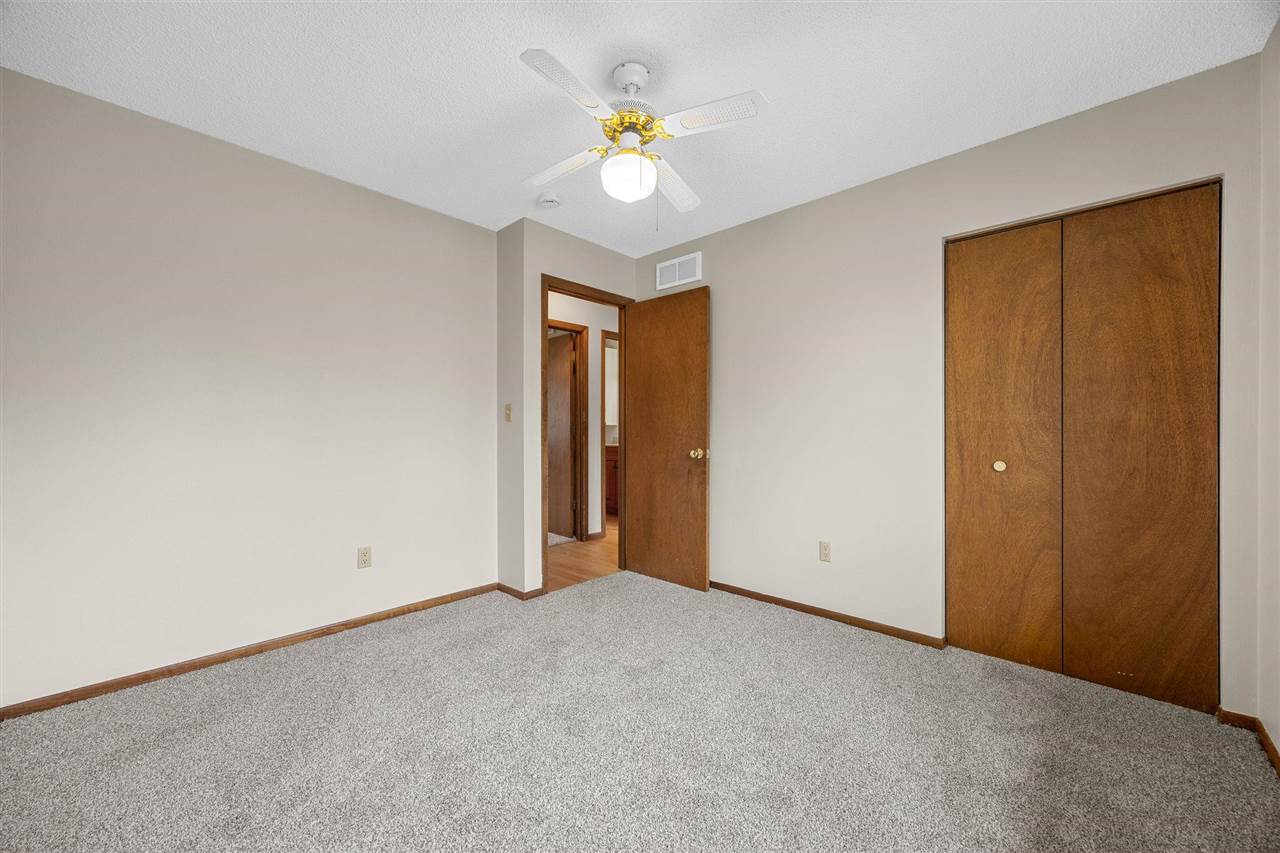 77 Amhurst Street Iowa City IA 52245