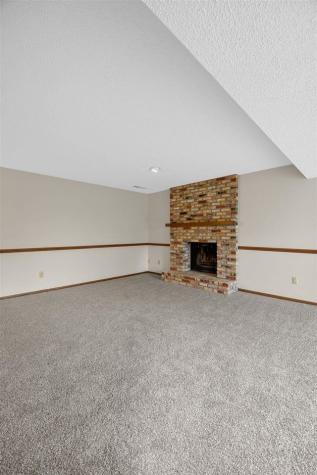 77 Amhurst Street Iowa City IA 52245