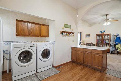 612 S Stone Street Sigourney IA 52591