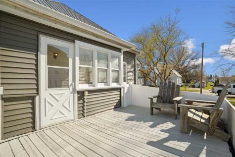 612 S Stone Street Sigourney IA 52591