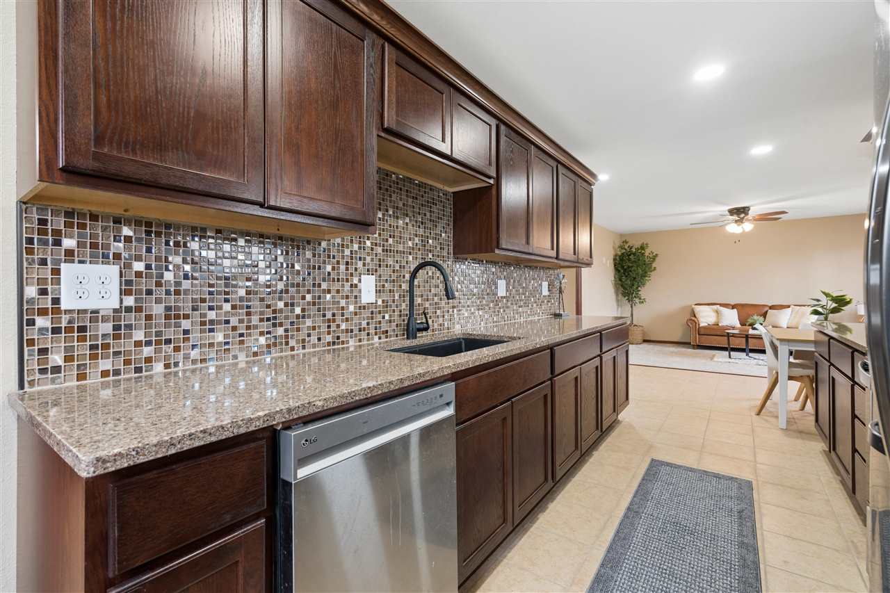 1101 Clifton Street NE Cedar Rapids IA 52402