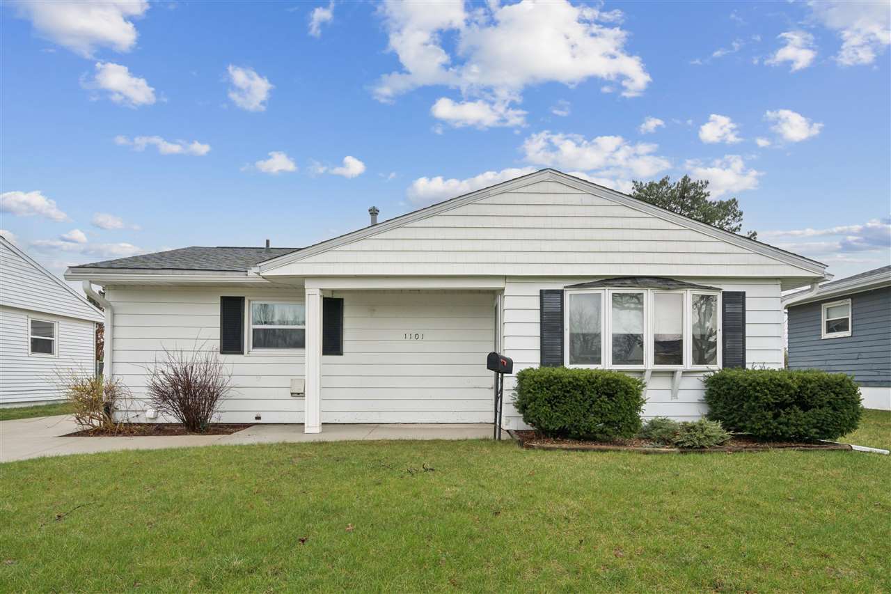 1101 Clifton Street NE Cedar Rapids IA 52402