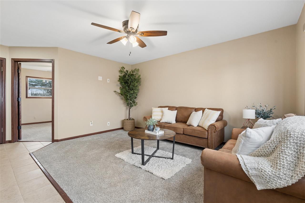 1101 Clifton Street NE Cedar Rapids IA 52402