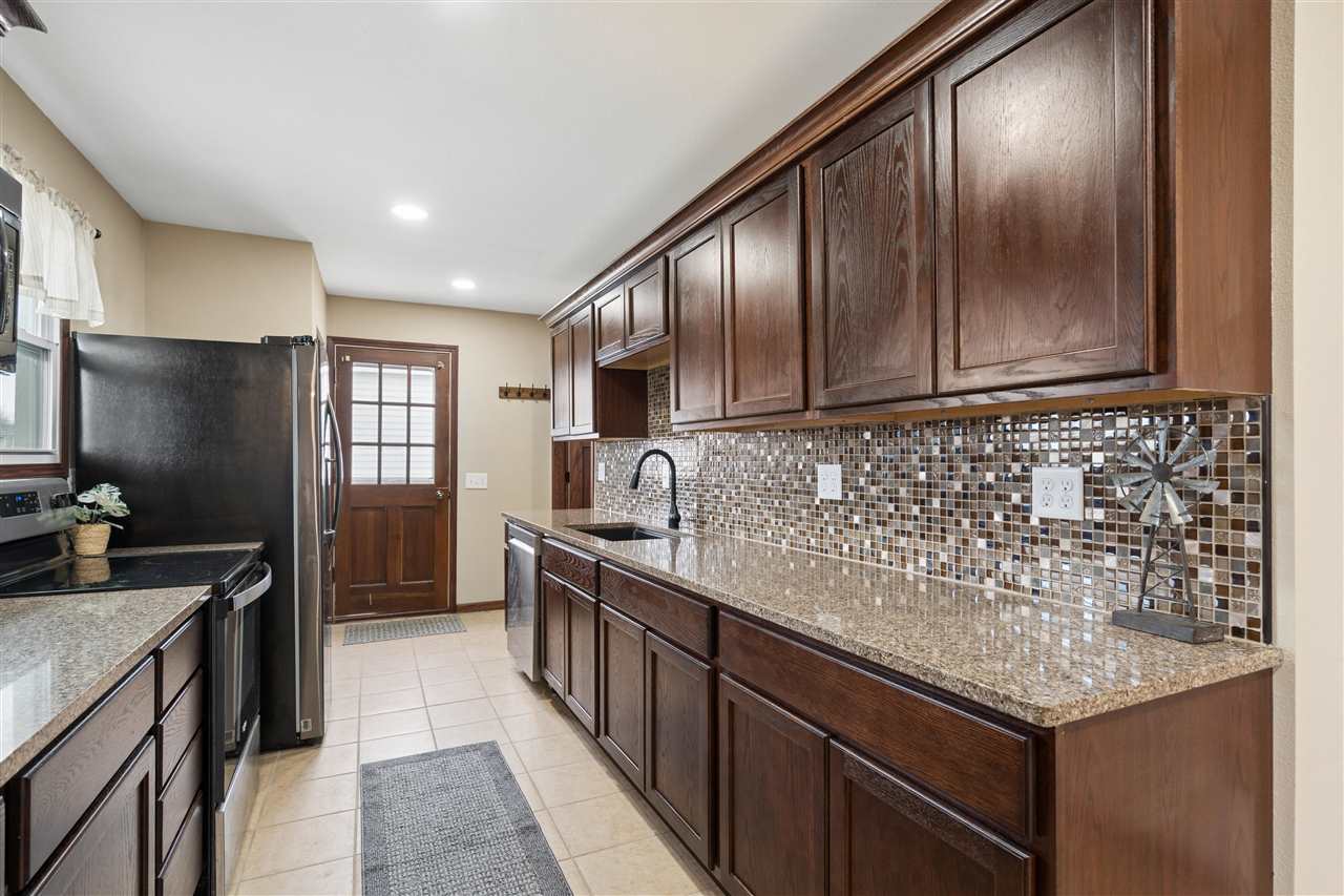 1101 Clifton Street NE Cedar Rapids IA 52402