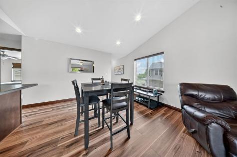 85 N Park Ridge Road North Liberty IA 52317