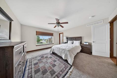 85 N Park Ridge Road North Liberty IA 52317