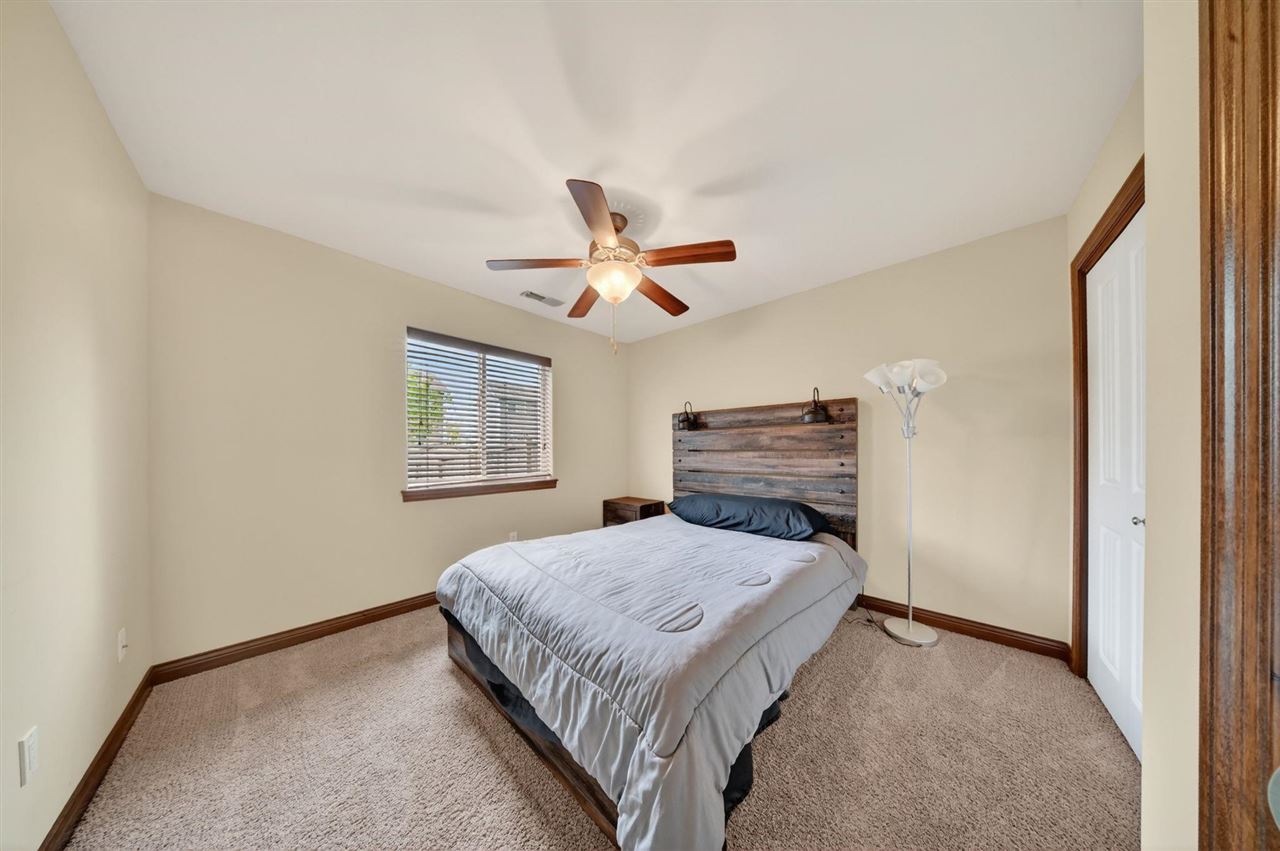 85 N Park Ridge Road North Liberty IA 52317