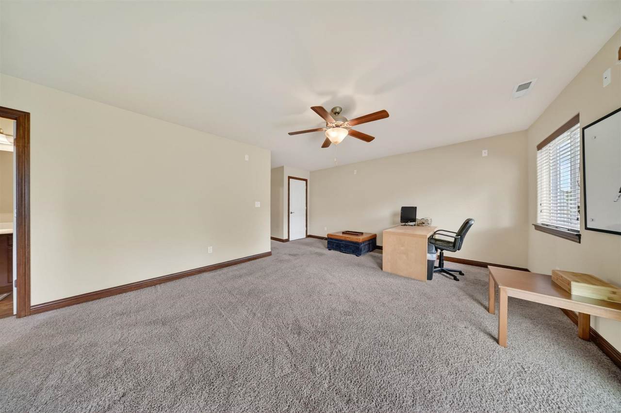 85 N Park Ridge Road North Liberty IA 52317
