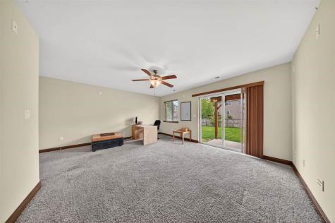 85 N Park Ridge Road North Liberty IA 52317