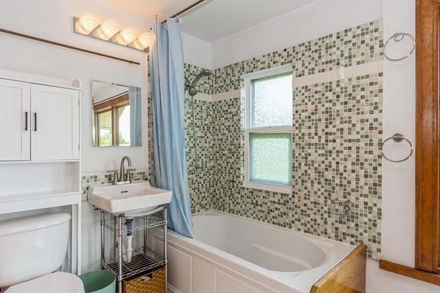 918 E Washington Street Iowa City IA 52240