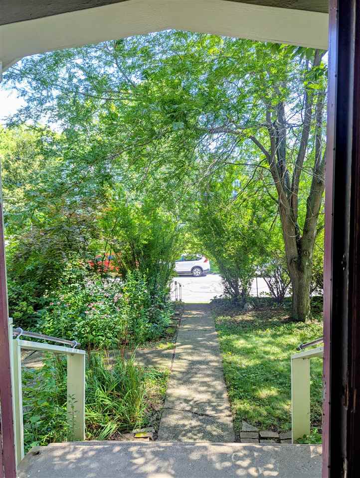 918 E Washington Street Iowa City IA 52240