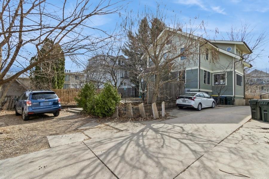 918 E Washington Street Iowa City IA 52240