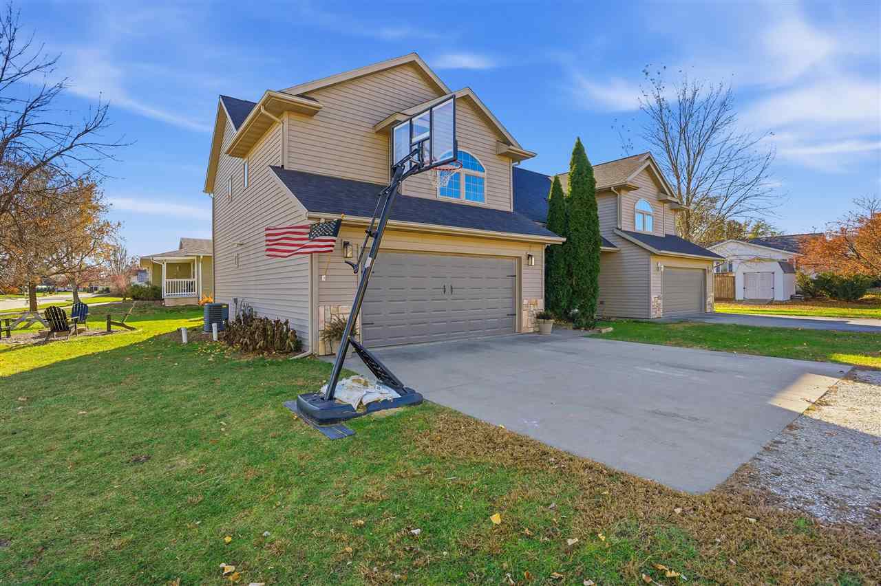 707 E 13th Street Washington IA 52353