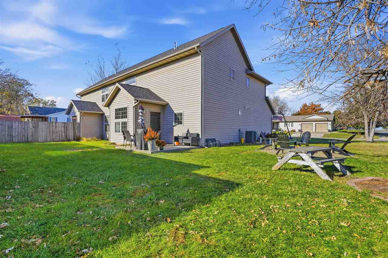 707 E 13th Street Washington IA 52353
