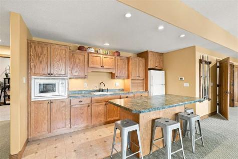 1962 140th Street Wellman IA 52356