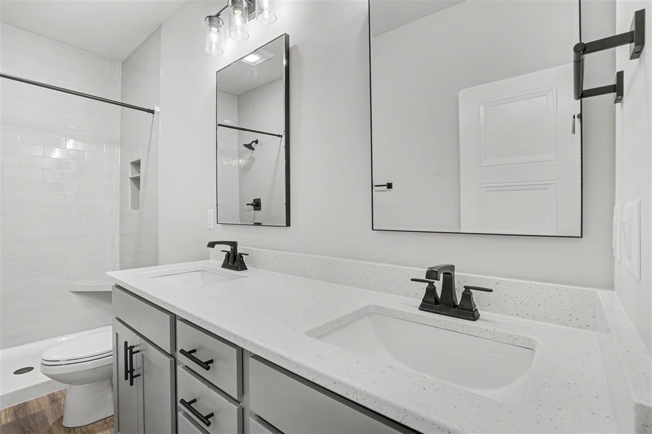 1267 Berkshire Lane North Liberty IA 52241