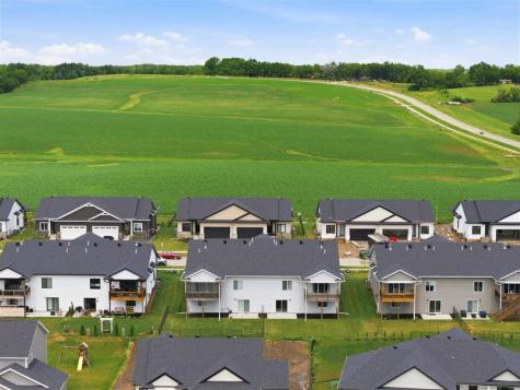 1267 Berkshire Lane North Liberty IA 52241