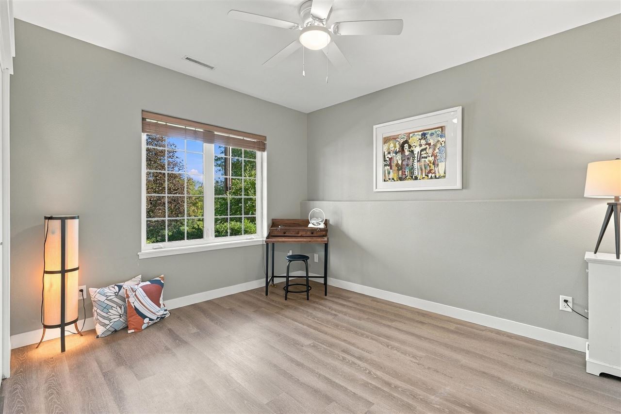 2255 Pembrokeshire Drive Coralville IA 52241