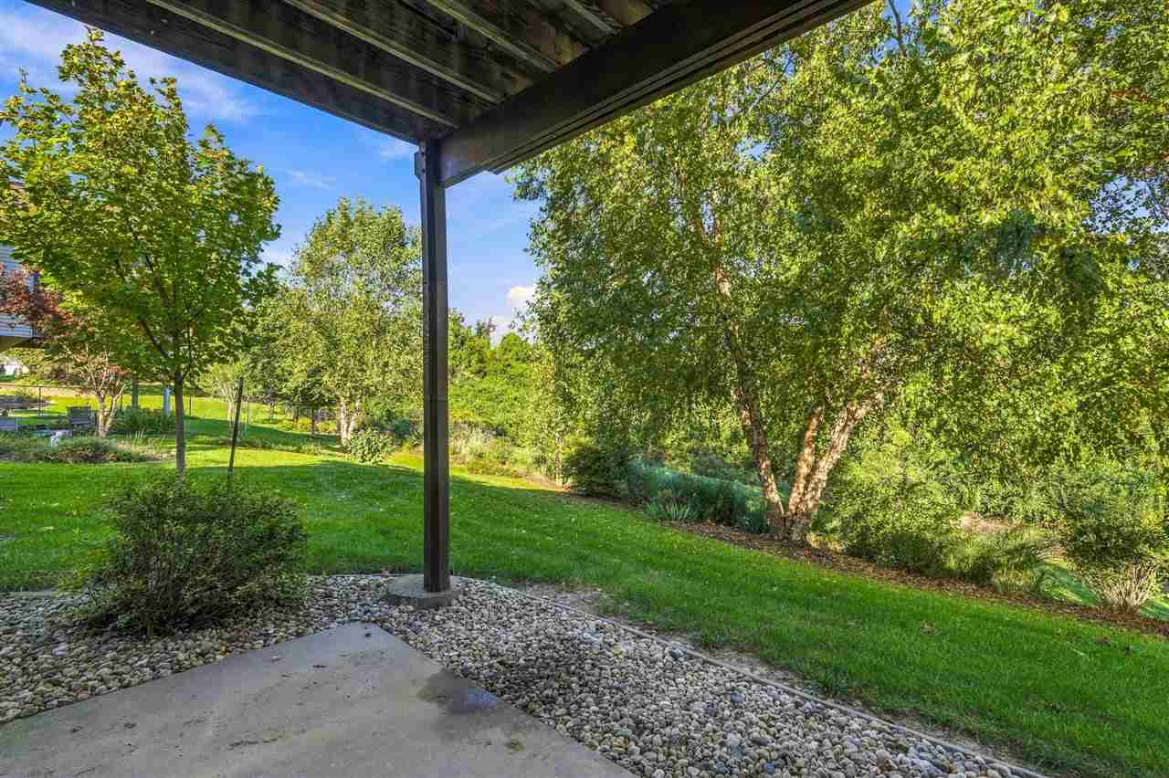 2255 Pembrokeshire Drive Coralville IA 52241