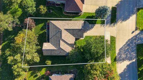 2255 Pembrokeshire Drive Coralville IA 52241